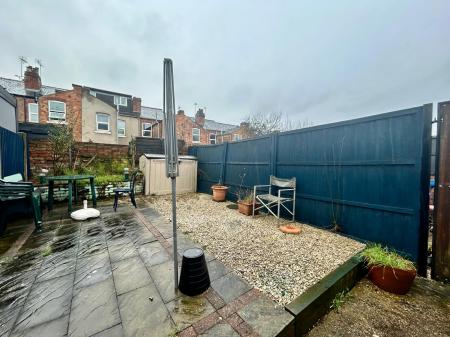 1 bedroom Terraced House to let in Ground Floor bedroom