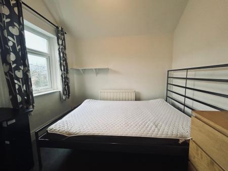 1 bedroom Terraced House to let in Ground Floor bedroom