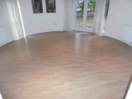 2 bedroom Apartment to let in Pineview Gardens, Derby, DE23