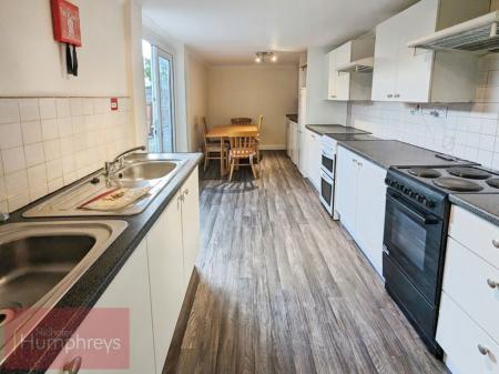 1 bedroom Property to let in Comet Road