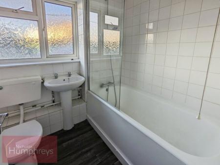 1 bedroom Property to let in Comet Road