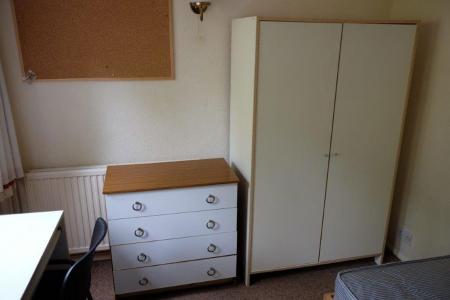 1 bedroom Property to let in Hazel Grove