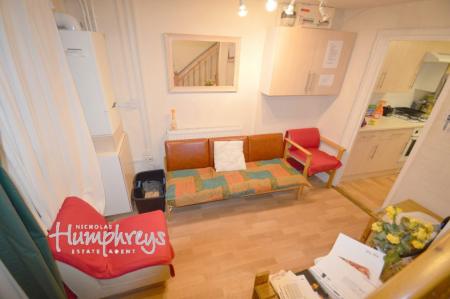 1 bedroom Property to let in Hazel Grove