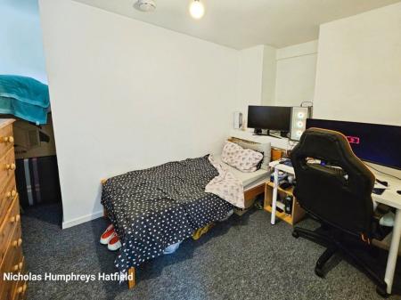 5 bedroom Property to let in Coney Close