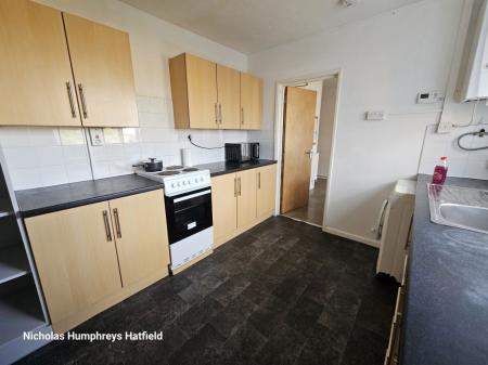 1 bedroom Property to let in Martin Close