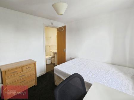 5 bedroom Property to let in Cunningham Avenue