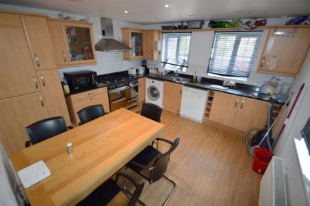 5 bedroom Property to let in Cunningham Avenue