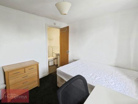 5 bedroom Property to let in Cunningham Avenue