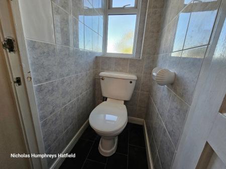 4 bedroom Property to let in Indells