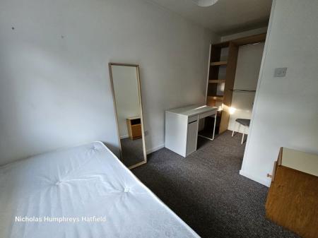 4 bedroom Property to let in Indells