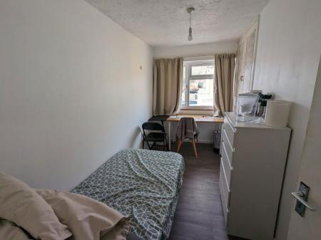 4 bedroom Property to let in Kestrel Green