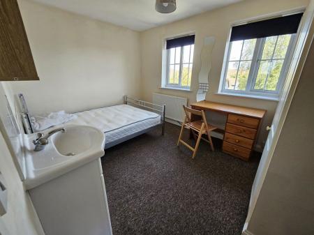 5 bedroom Property to let in Cunningham Avenue