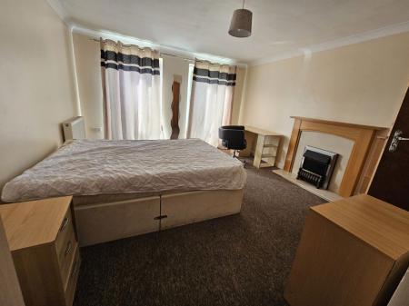 5 bedroom Property to let in Cunningham Avenue