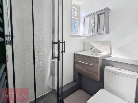 1 bedroom Property to let in Windmill Road, Hemel Hempsted, HP2 4BT