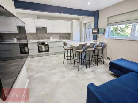 1 bedroom Property to let in Windmill Road, Hemel Hempsted, HP2 4BT