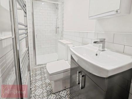 1 bedroom Property to let in Windmill Road, Hemel Hempsted, HP2 4BT