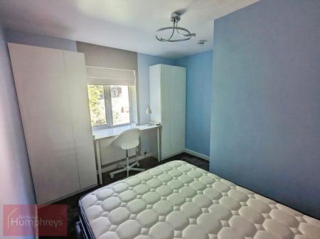 1 bedroom Property to let in Windmill Road, Hemel Hempsted, HP2 4BT