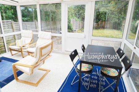 1 bedroom Property to let in Chilterns