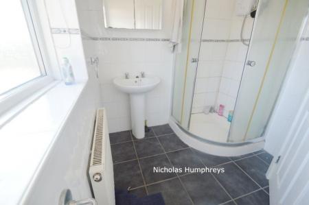 5 bedroom Property to let in Garden Avenue