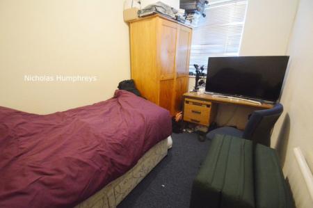 5 bedroom Property to let in Garden Avenue