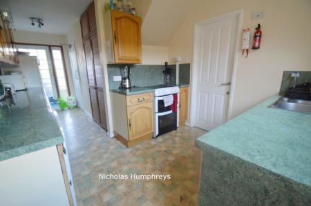 5 bedroom Property to let in Garden Avenue