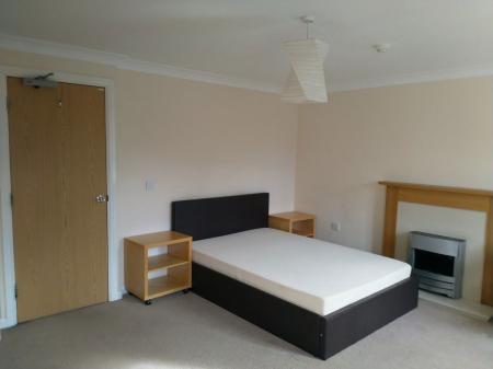 4 bedroom Property to let in Dragon Road