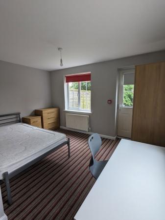 5 bedroom Property to let in Dragon Road