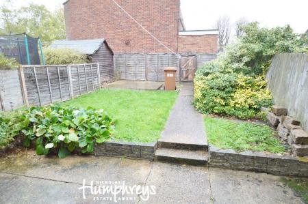 4 bedroom Property to let in Finch Close