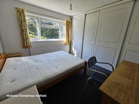 4 bedroom Property to let in Indells