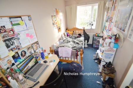 4 bedroom Property to let in Heron Way