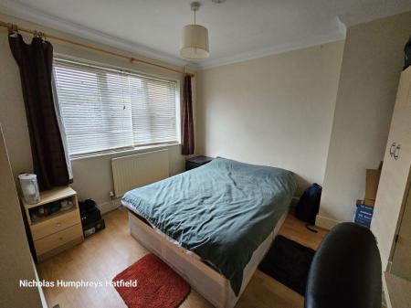4 bedroom Property to let in Bishops Rise