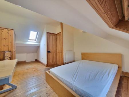 4 bedroom Property to let in Lytton Road, Leicester