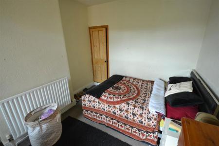 4 bedroom Property to let in Bulwer Road, Leicester