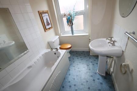 3 bedroom Property to let in Gaul Street, Leicester