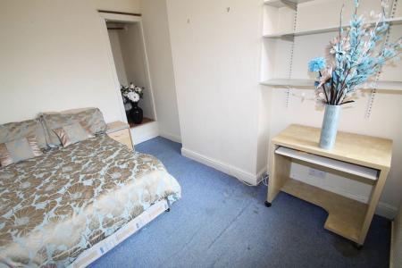 3 bedroom Property to let in Gaul Street, Leicester