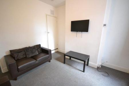 3 bedroom Property to let in Jarrom Street, Leicester