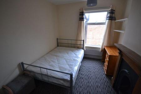 3 bedroom Property to let in Knighton Fields Road East, Leicester