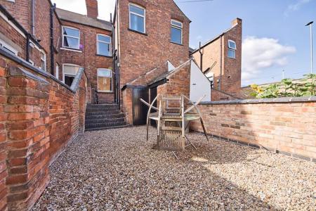 3 bedroom Property to let in Knighton Fields Road East, Leicester