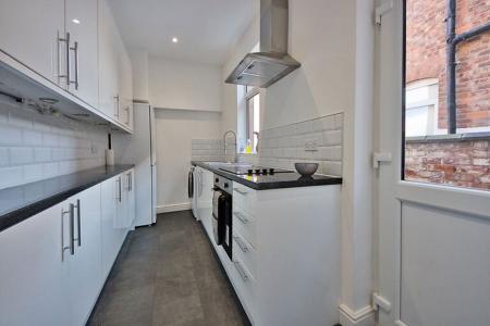 3 bedroom Property to let in Knighton Fields Road East, Leicester