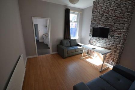 4 bedroom Property to let in Jarrom Street, Leicester