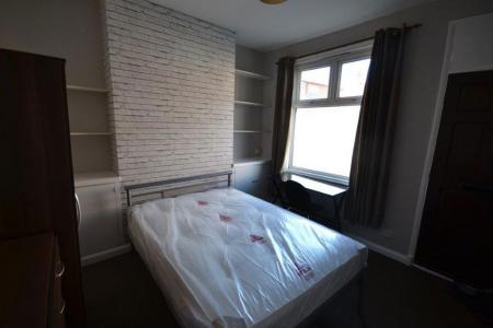 4 bedroom Property to let in Jarrom Street, Leicester