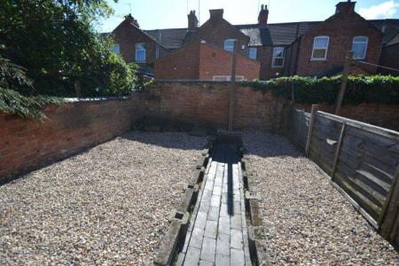 4 bedroom Property to let in Jarrom Street, Leicester