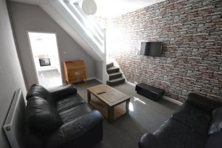 3 bedroom Property to let in Jarrom Street, Leicester
