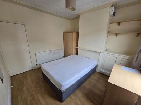 3 bedroom Property to let in Edward Road, Leicester