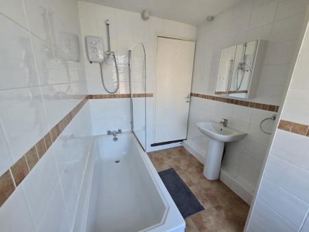 3 bedroom Property to let in Edward Road, Leicester