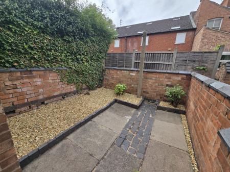 3 bedroom Property to let in Edward Road, Leicester