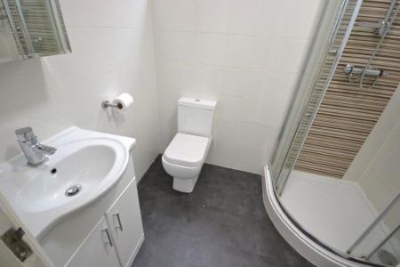 4 bedroom Property to let in Chaucer Street, Leicester