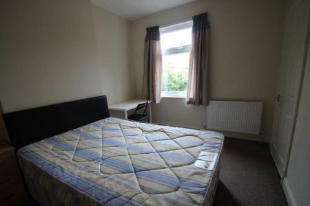 4 bedroom Property to let in Stuart Street, Leicester