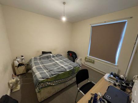 4 bedroom Property to let in Ullswater Street, Leicester