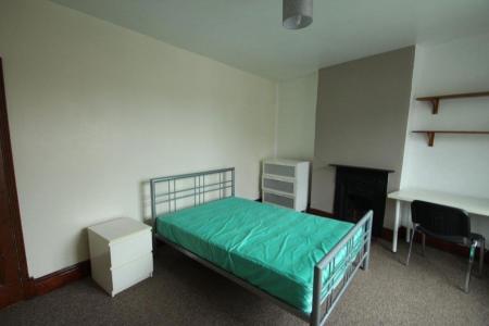 5 bedroom Property to let in Lorne Road
